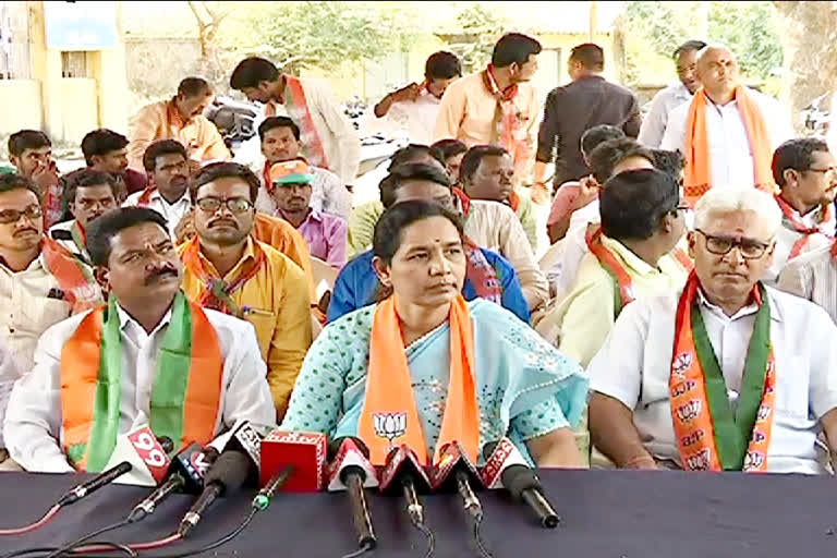 Adilabad leaders' rebellion against President at adilabad district