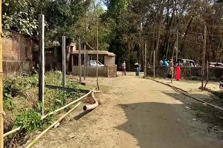 অভিযোগ একাংশ লোকৰ