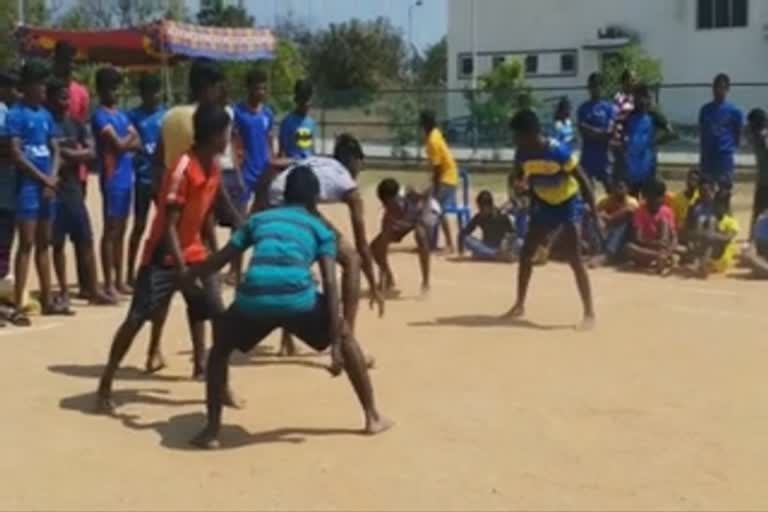 district sports kabaddi volleyball tiruvannamalai  thiruvannamalai distrct level school students sport meet  திருவண்ணாமலை மாவட்ட அளவிலான விளையாட்டுப் போட்டி  திருவண்ணாமலை மாவட்ட ஒருங்கிணைந்த பள்ளிக் கல்வித்துறை