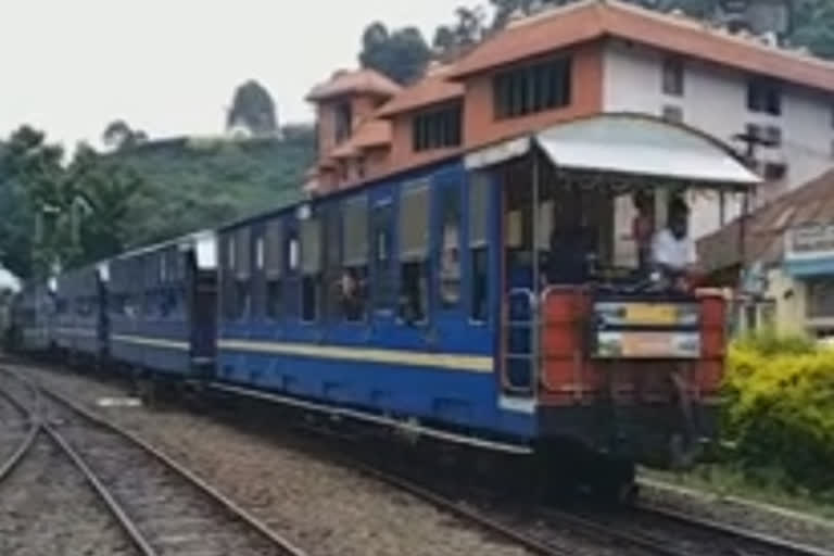 Nilgiri train plastic