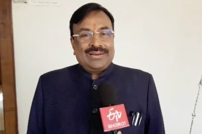 Sudhir Mungantiwar