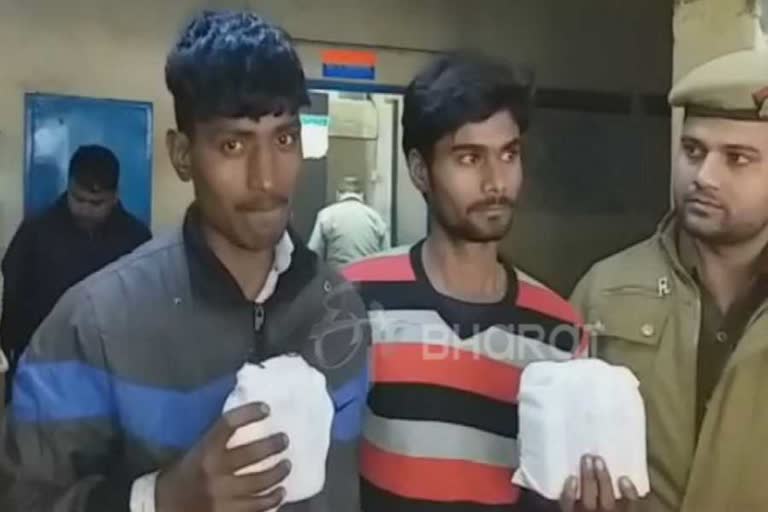 two Illegal liquor smuggler arrested by noida police