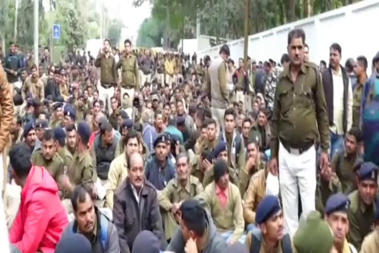 case registered against 500 home guard jawans