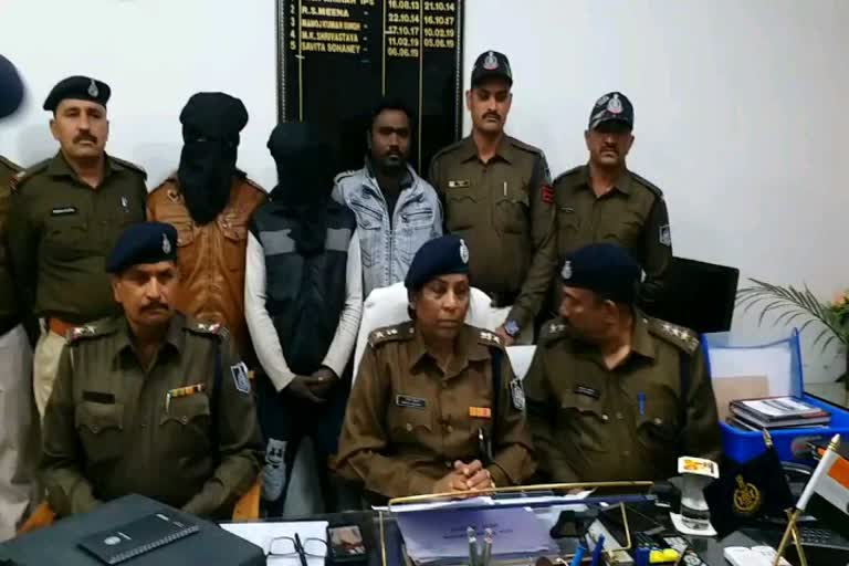 Case of robbery solved in police uniform in Agar