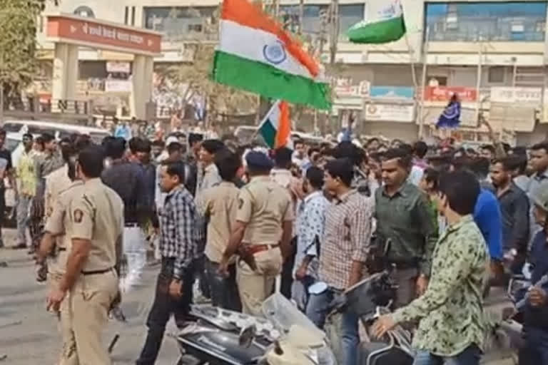 FIR filed against 33 protesters in Akola