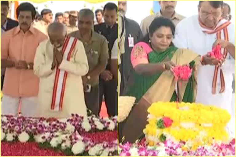 political leaders pays tribute to mahatma gandhi at bapu ghat in hyderabad on his death anniversary