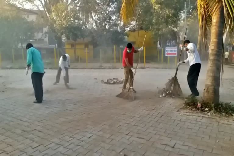 Cleanup work by a judge