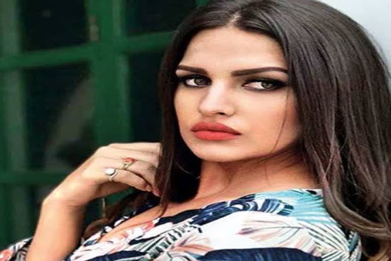 himanshi khurana