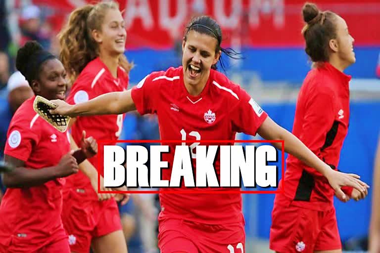 christine sinclair breaks all time international goalscoring record