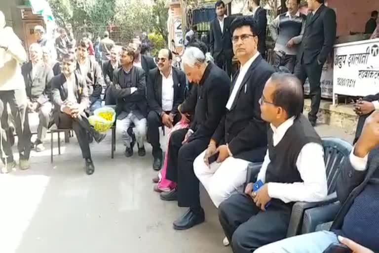 वकीलों का 43वें दिन भी हड़ताल जारी, Strike continues for lawyers on 43rd day