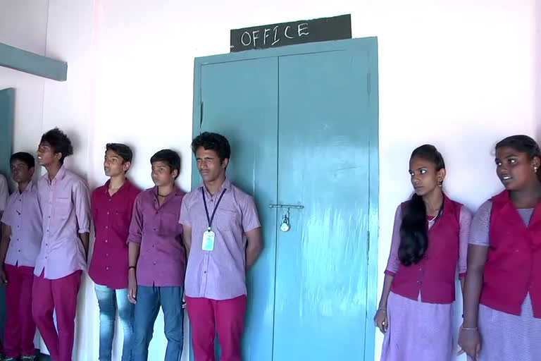 kattakada puzhanadu school  office room issue  ഓഫീസ് മുറി  കാട്ടാക്കട പൂഴനാട് എംജിഎംഎച്ച്എസ്എസ്