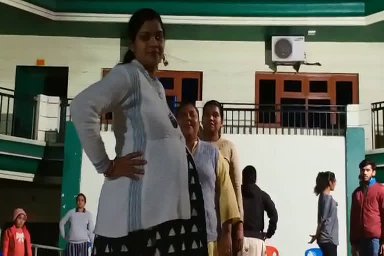 Moms Cornwall organized for awareness among pregnant women in chhindwara