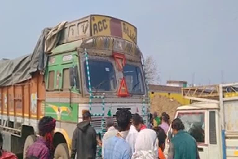 Road accident in Dewarbija Sirsa diversion