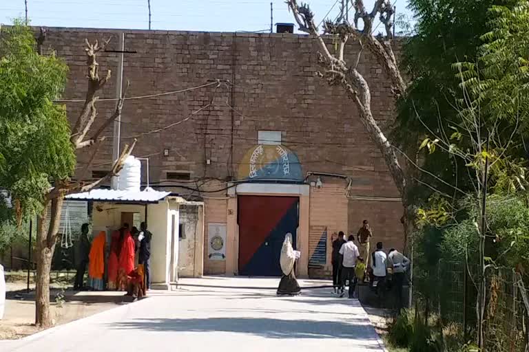 nagaur jail  news, nagaur news, fight between prisoners  in nagaur, fight between prisoners , नागौर न्यूज, नागौर जेल, कैदियों से मारपीट, कैदियों में झगड़ा