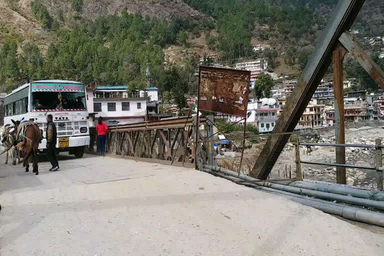 tilloth-bridge-became-the-cause-of-accidents-in-uttarkashi