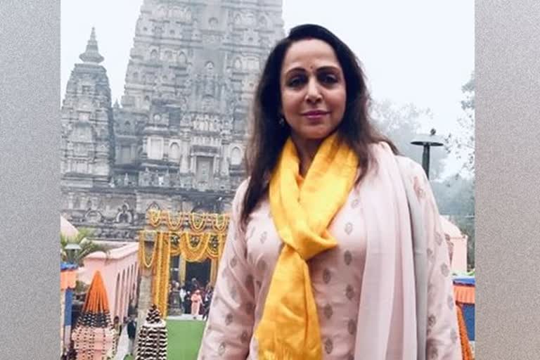 Hema Malini visits Buddha temple in Gaya