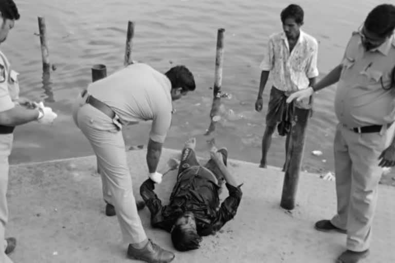 An unidentified body was found in Godavari