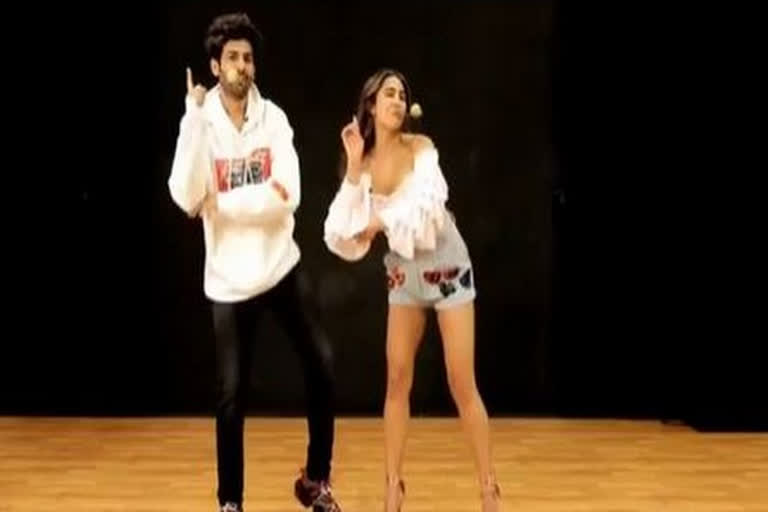 sara ali khan, kartik aaryan, sara kartik tik tok challenge, Sara, Kartik comes up with 'Do It With A Twist' challengesra shares video on social media, kartik shares video on instagram