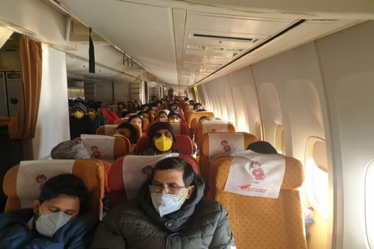 Air India  coronavirus  corona virus in india  air india  indian nationals evacuated  എയര്‍ ഇന്ത്യ  മാലിദ്വീപ് സ്വദേശികള്‍  കൊറോണാ വൈറസ്  ചൈനയിലെ വുഹാന്‍