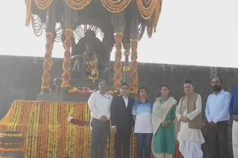 Governor Bhagat Singh koshyari visit Raigad fort