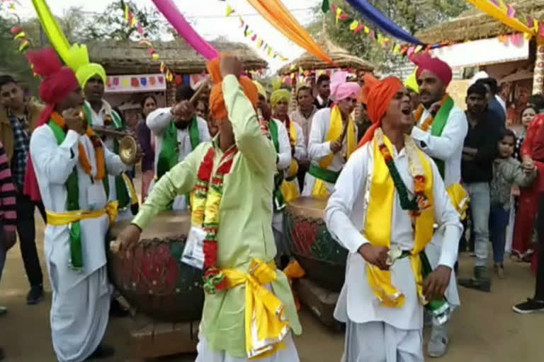 haryana famous banchari nagada dance in surajkund handicraft mela