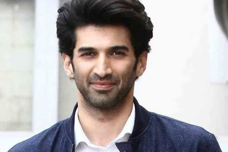 Working with Mahesh Bhatt is an enriching experience: Aditya Roy Kapur