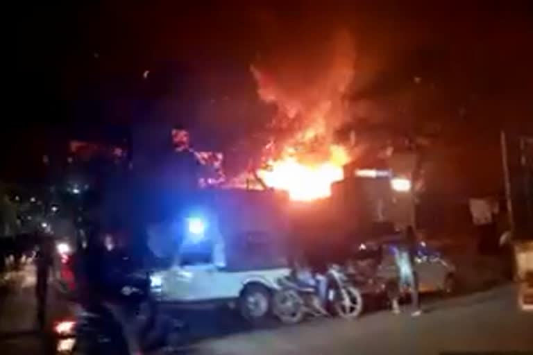 fire in junk shop, जयपुर न्यूज