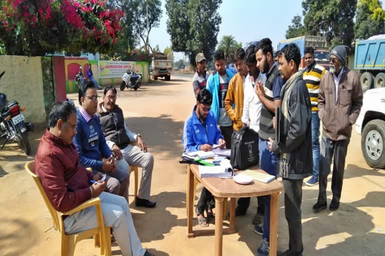 Intensive vehicle checking campaign carried out in Simdega