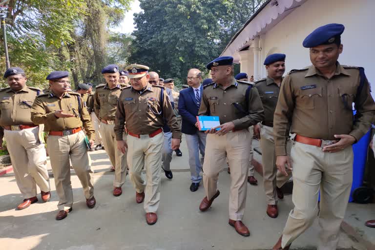 तैयारियों का जायजा लेने पहुंचे DGP