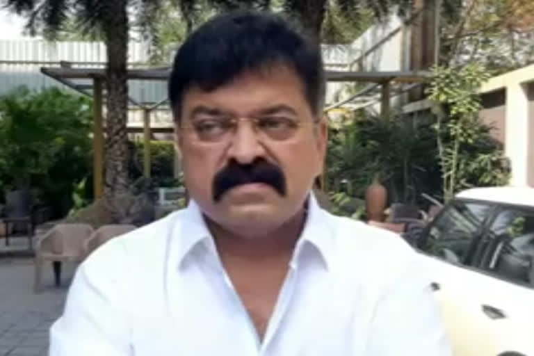 jitendra-awhad-criticized-antakumar