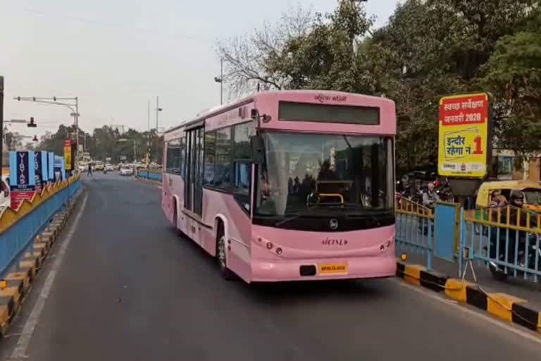 Pink bus starts for women