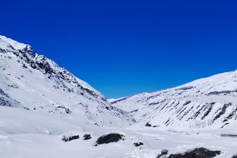 Tourists reaching trekking in tirthan hilly