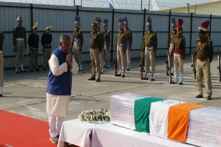 tribute-to-security personnel-at-patna-airport