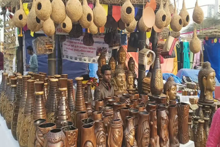 handicraft makers making big profit in surajkund mela because of nabard