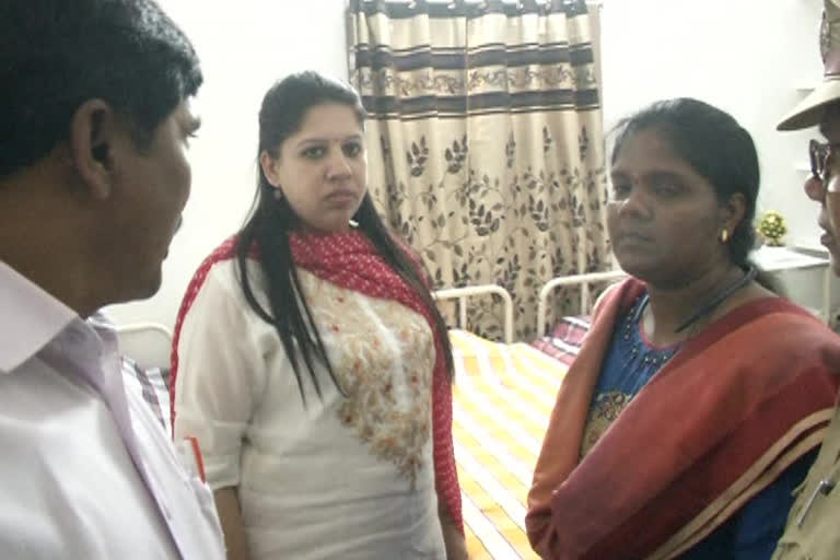 disha one stop centre visited by disha chairperson in kakinada