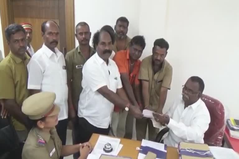 City Auto drivers petition