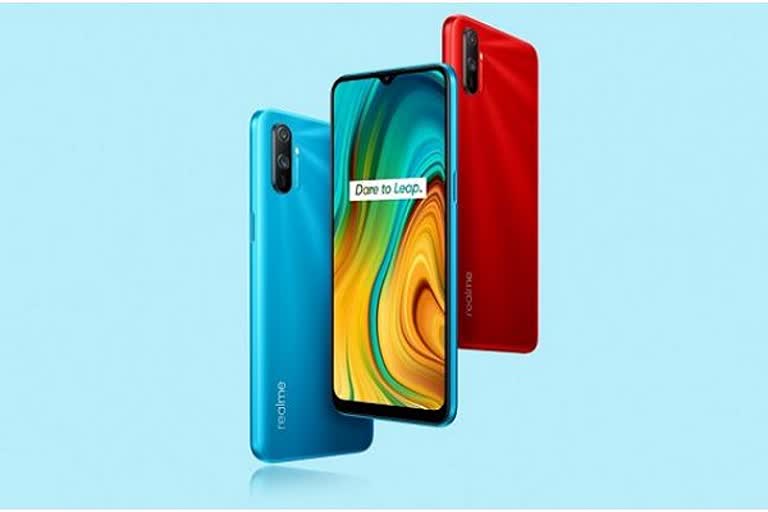 realme 3 budget smart phone launched