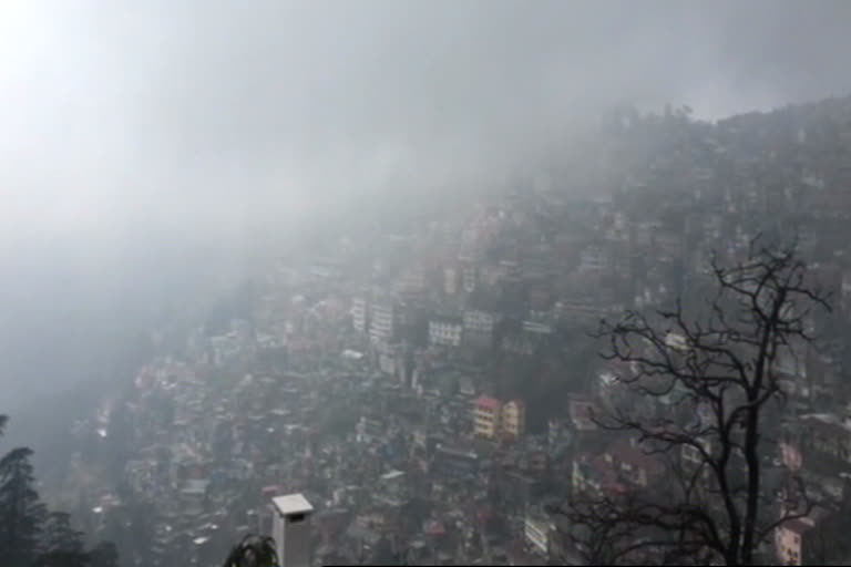 fog and snowfall start in shimla