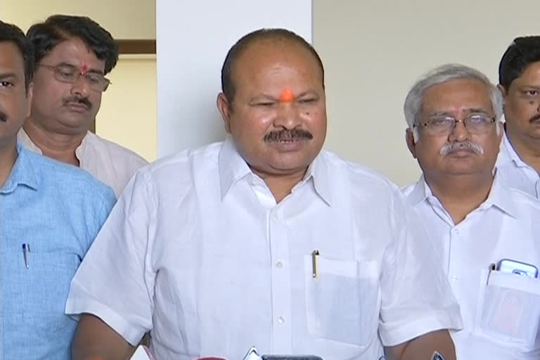 bjp state president kanna comments on capital change amaravthi