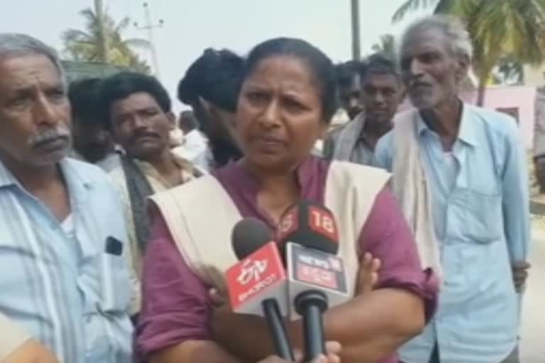 MLC Tejaswini Ramesh's reply to Kumaraswamy's statement