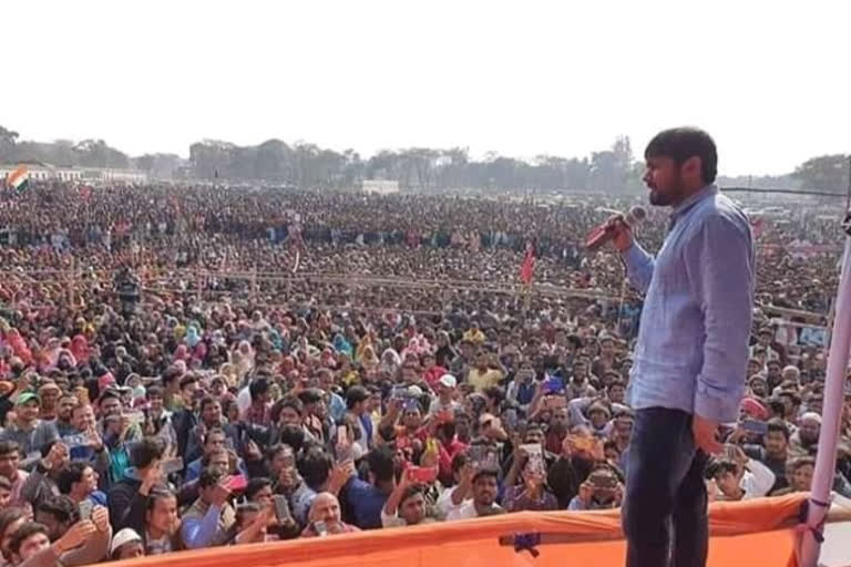 Sedition charges being distributed freely like 'prasad':Kanhaiya