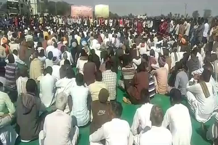 विधायक सुमित गोदारा का विरोध प्रदर्शन, MLA Sumit Godara protests