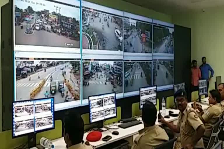 CCTV, Command Control and Communication Center Ranchi, Traffic Rules, Ranchi Police, सीसीटीवी, कमांड कंट्रोल एंड कम्युनिकेशन सेंटर रांची,  ट्रैफिक नियम, रांची पुलिस