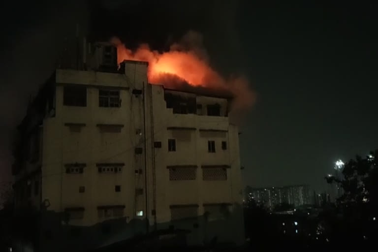 fire breakout in mumbai setler house