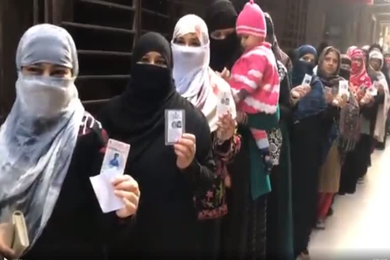 BJP Mocks Muslim Women Voters Of Delhi