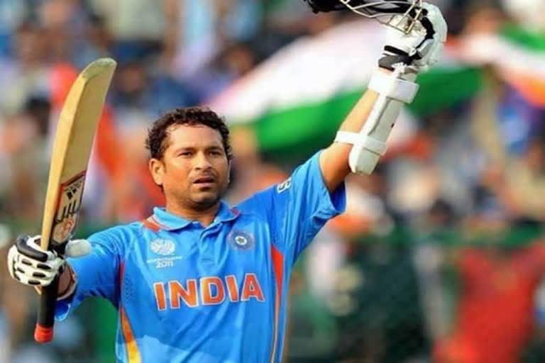 Tendulkar takes U-turn on retirement to face Ellyse Perry