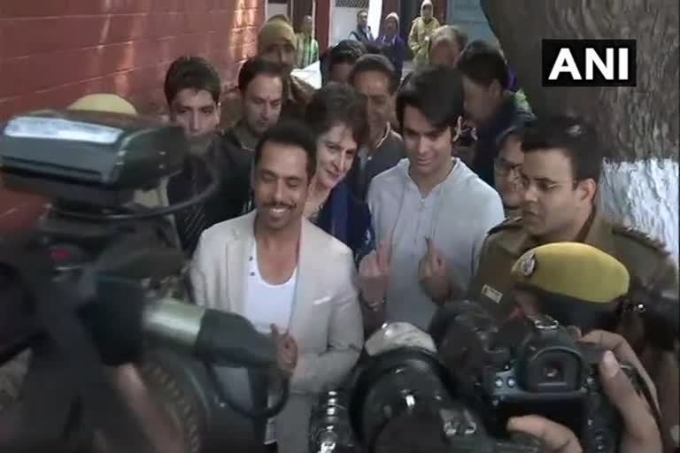 Priyanka Gandhi family