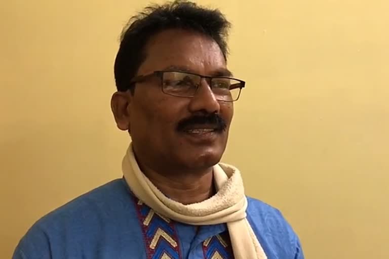 partha Chattopadhyay in the house of chatradhar