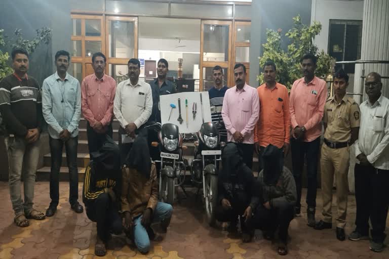 Bank thieves arrested from Parbhani local crime branch