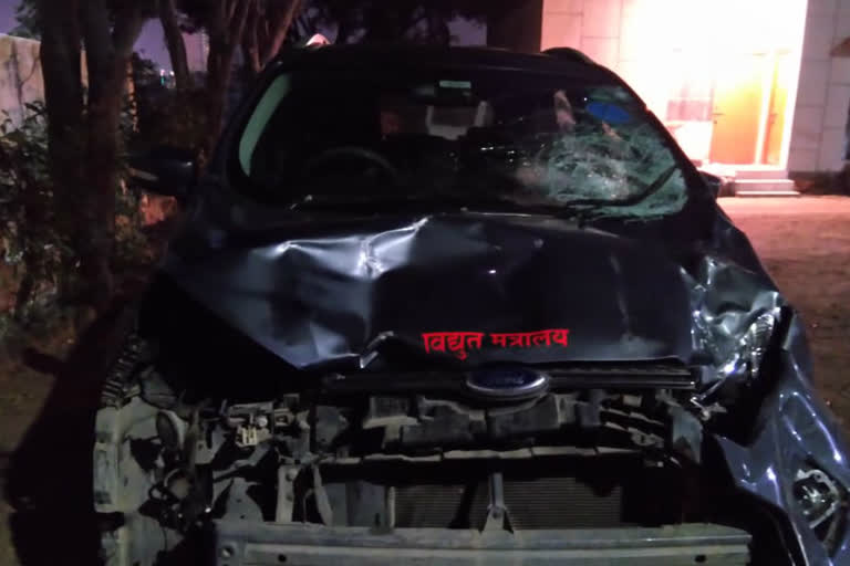 3 people died in ghaziabad due  to high speed eco sport car